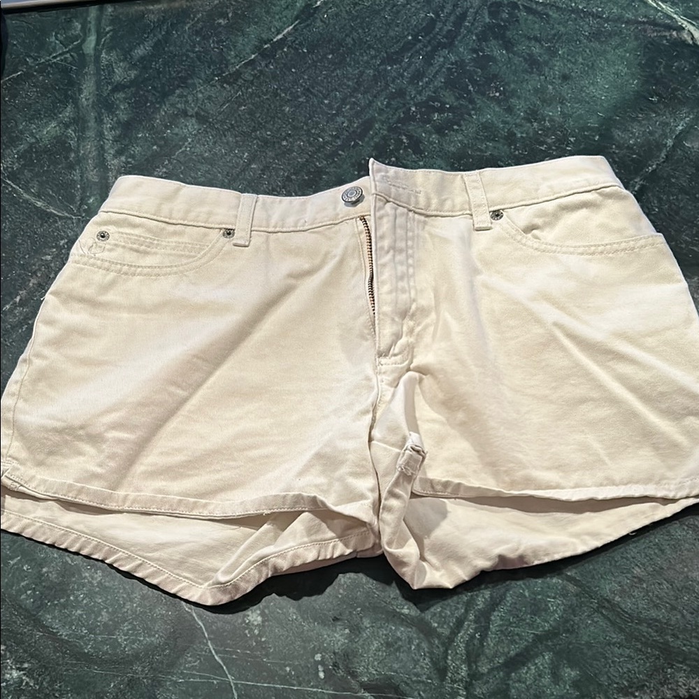 Women's Cream Shorts